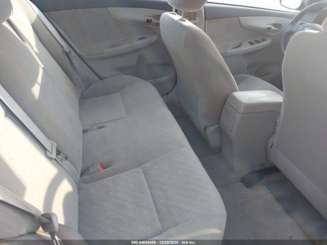 Toyota Corolla Le Image 7