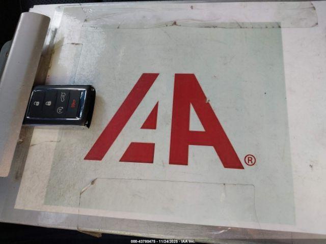 Jeep Grand Cherokee Limited 4x2 Image 14