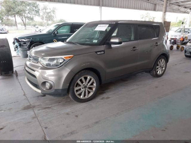 Kia Soul + Image 7