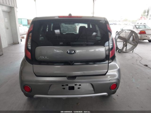Kia Soul + Image 5