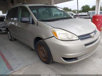  Salvage Toyota Sienna
