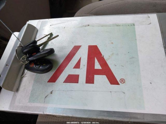 Toyota Sienna Le Image 8