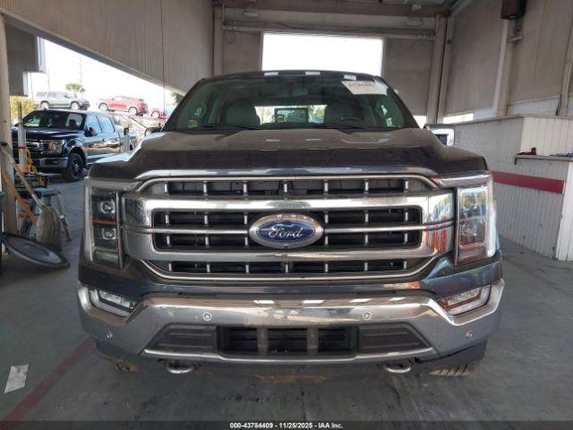 Ford F-150 Lariat Image 13