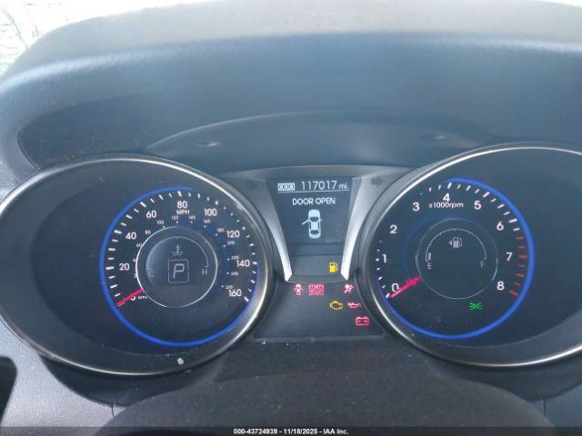 Hyundai Genesis 2.0t Premium Image 14