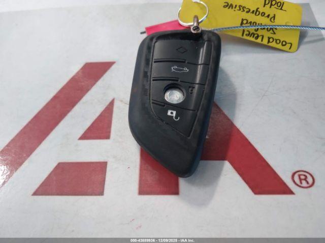 BMW 7 Series Image 17