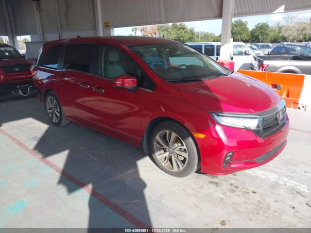 Honda Odyssey Touring Image 1