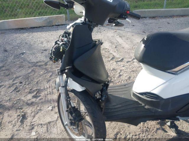 Piaggio Liberty Image 9