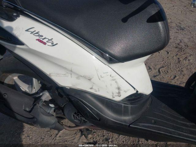 Piaggio Liberty Image 4