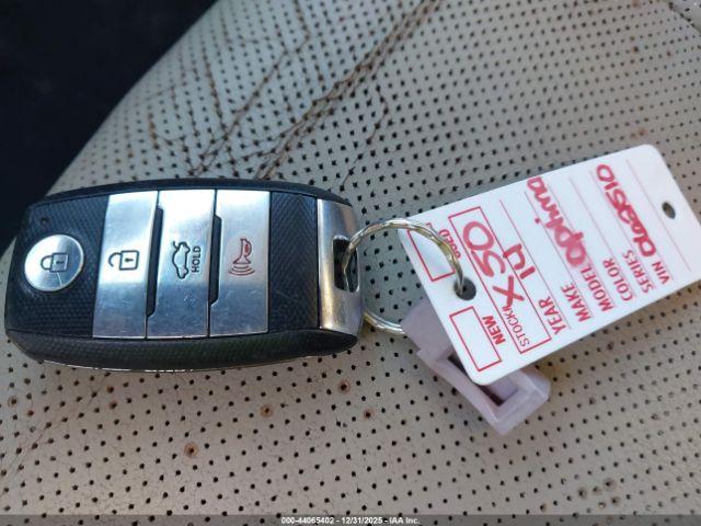 Kia Optima Ex Image 11