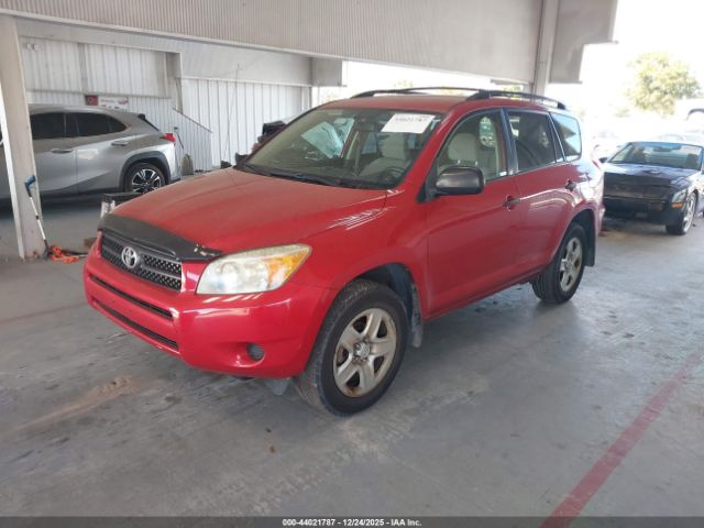 Toyota RAV4 Image 8