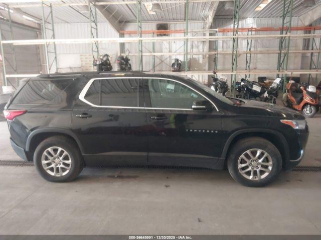 Chevrolet Traverse Fwd Lt Cloth Image 12