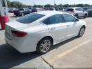 Chrysler 200 Limited Image 6