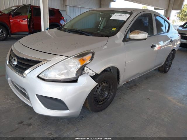 Nissan Versa 1.6 S+ Image 9