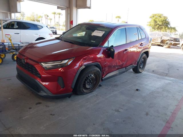 Toyota RAV4 Le Image 15