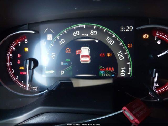 Toyota RAV4 Le Image 8