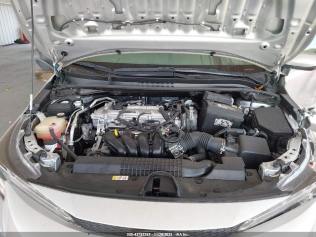 Toyota Corolla Le Image 9