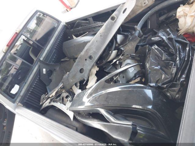 Nissan Frontier Xe Image 2