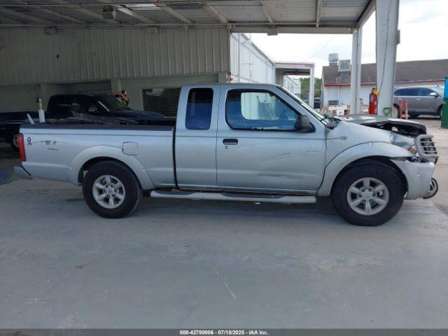 Nissan Frontier Xe Image 9
