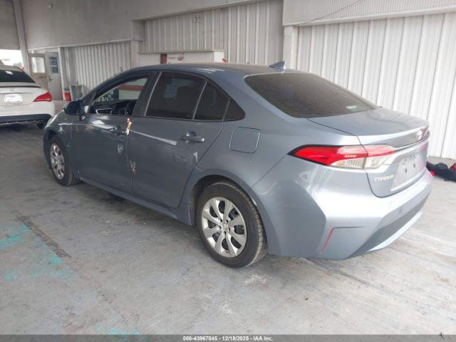 Toyota Corolla Le Image 5