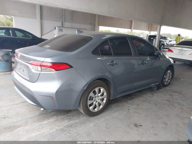 Toyota Corolla Le Image 16