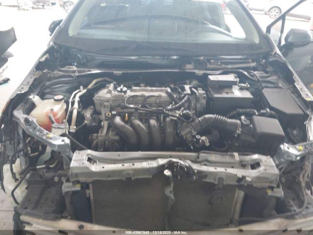 Toyota Corolla Le Image 11