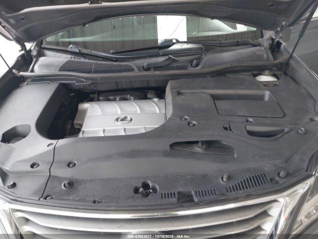 Lexus RX Image 11