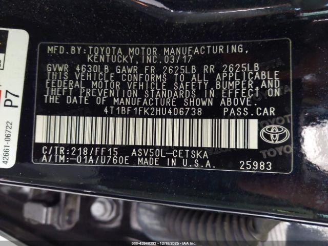 Toyota Camry Se Image 11