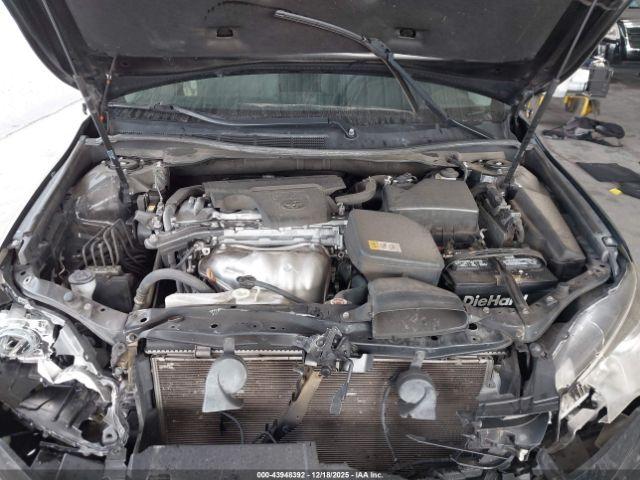 Toyota Camry Se Image 4