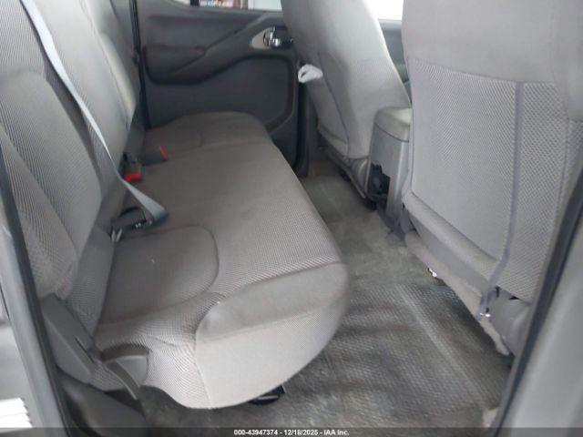 Nissan Frontier Sv Image 4