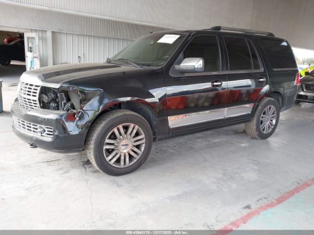 Lincoln Navigator Image 2