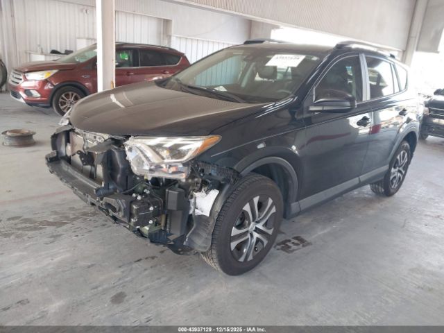 Toyota RAV4 Le Image 2