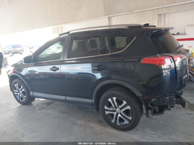 Toyota RAV4 Le Image 16