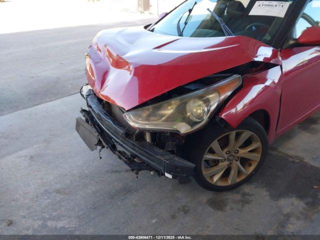 Hyundai VELOSTER Image 6