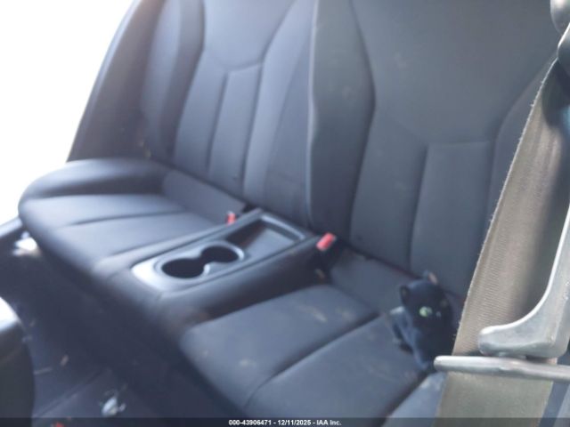 Hyundai VELOSTER Image 9