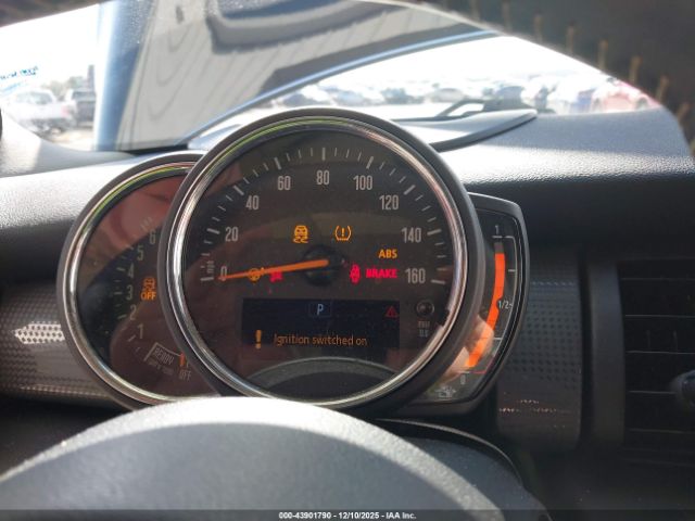 MINI Hardtop Cooper Image 3