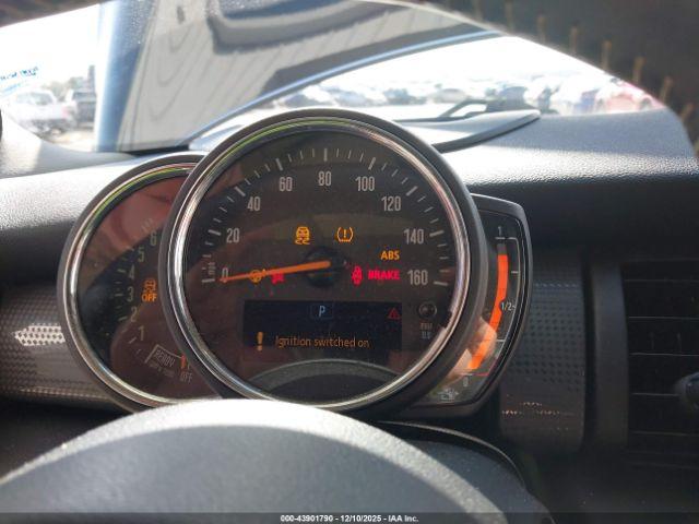 MINI Hardtop Cooper Image 3