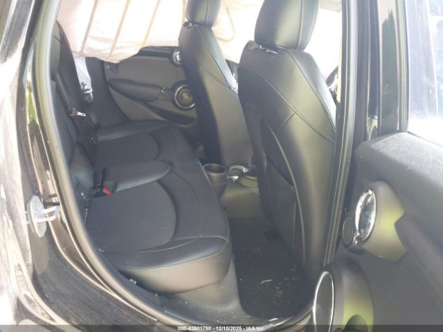 MINI Hardtop Cooper Image 7