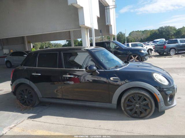 MINI Hardtop Cooper Image 15