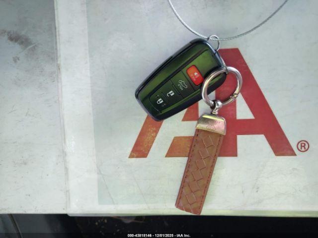 Toyota RAV4 Xle Image 10