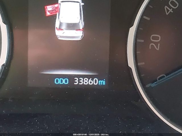 Toyota RAV4 Xle Image 11