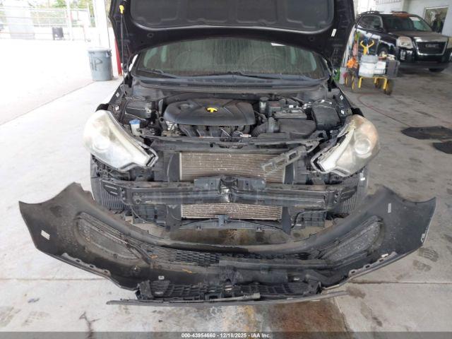 Kia Forte Lx Image 11