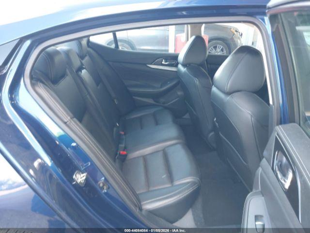 Nissan Maxima 3.5 Sv Image 6