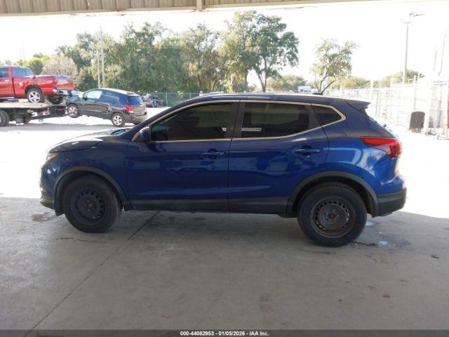 Nissan Rogue S Image 3