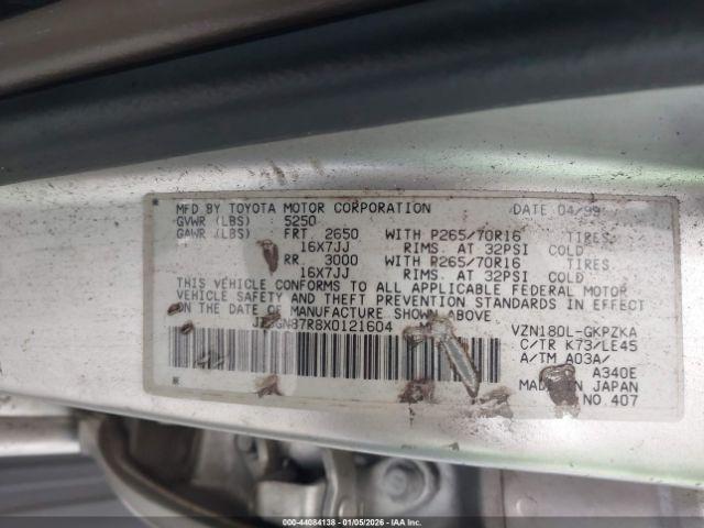 Toyota 4Runner Limited V6 Image 10