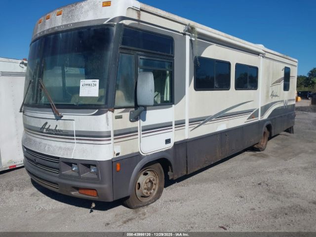 Ford F-550 Super Duty Stripped Chass Image 2