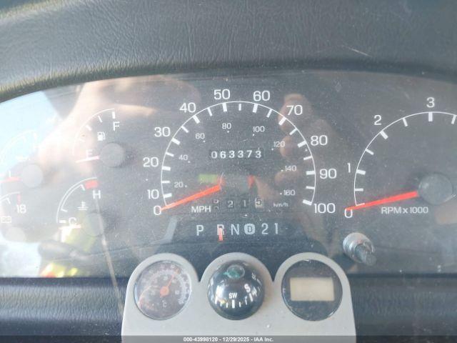 Ford F-550 Super Duty Stripped Chass Image 15