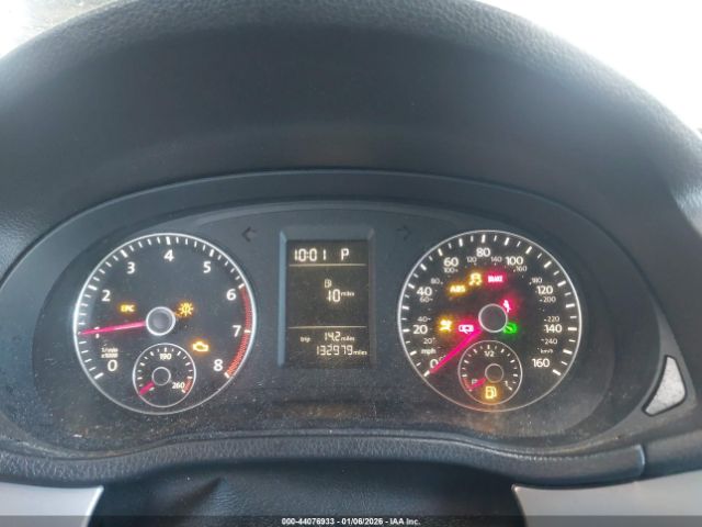 Volkswagen Passat 2.5l S Image 10