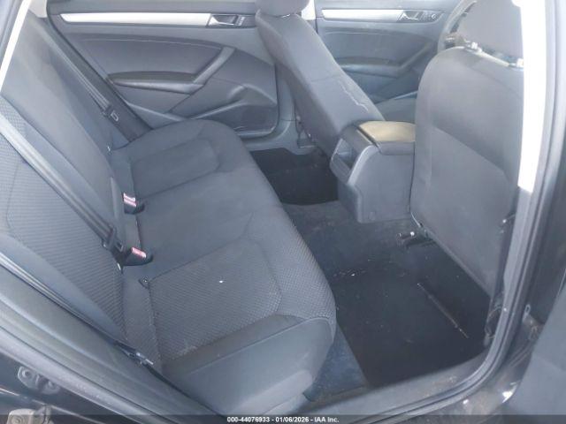 Volkswagen Passat 2.5l S Image 12