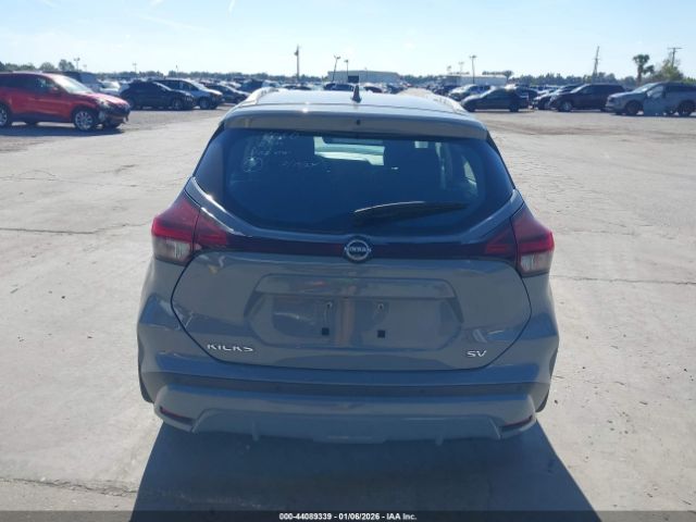 Nissan Kicks Sv Xtronic Cvt Image 14