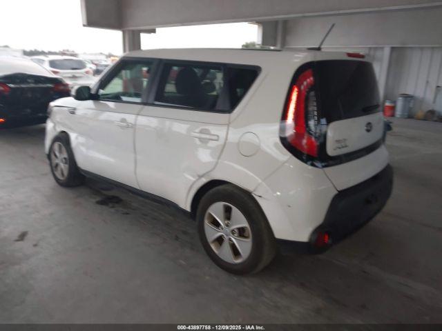 Kia Soul Image 2